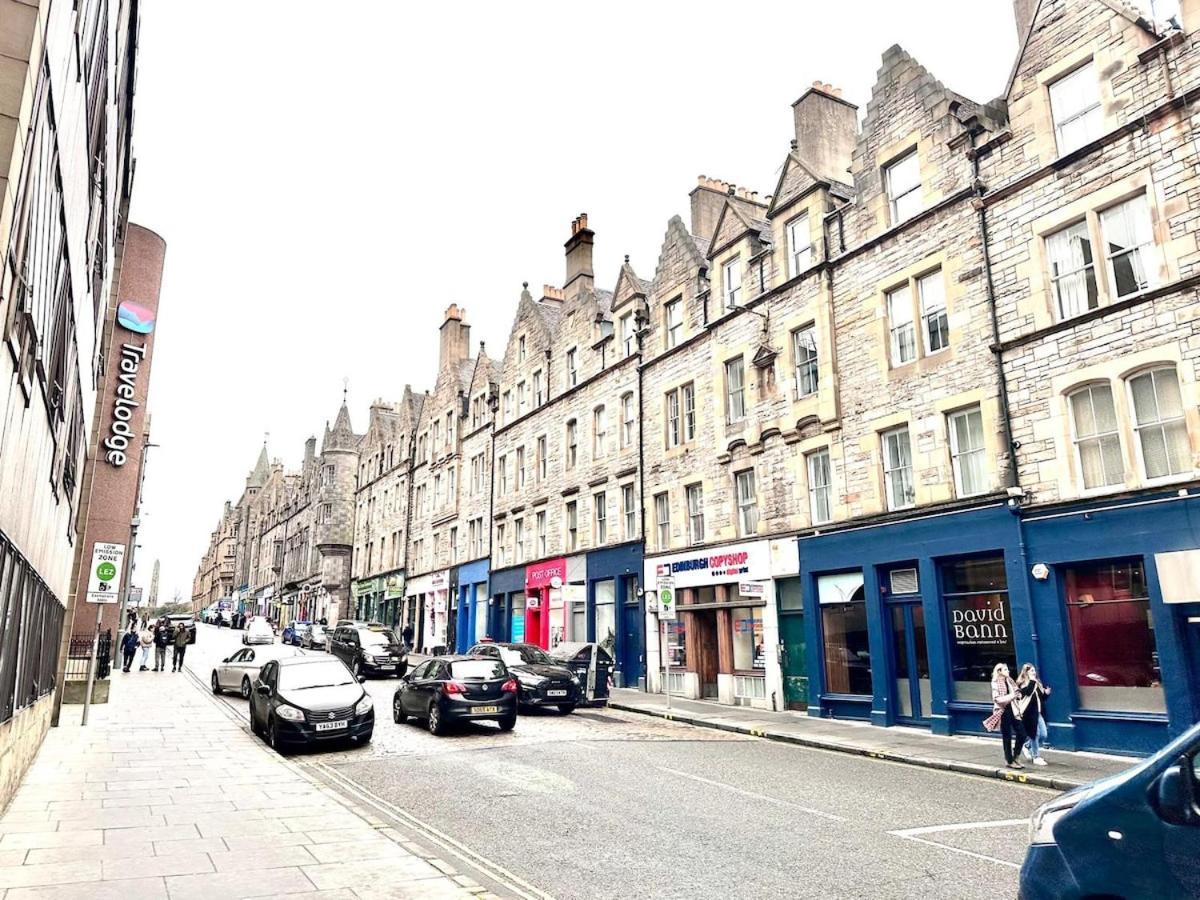 Unique Cozy Nest For 2, Old Town Apartment Edinburgh